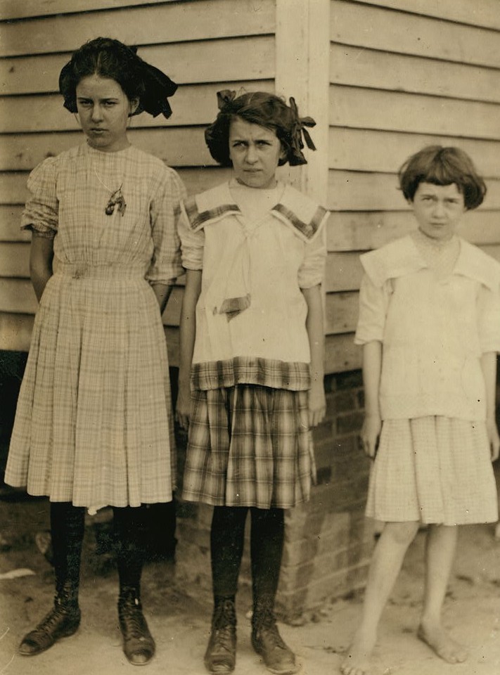 Maud Cheek one of the young spinners in the Drayton Mill, Spartenberg [sic], S.C., runs 7 sides. Worked in another mill before she came here. Maud's two sisters Blanche and Grace all in the spinning room with her. Father did not appear to be working. Location: Spartanburg, South Carolina.May 1912