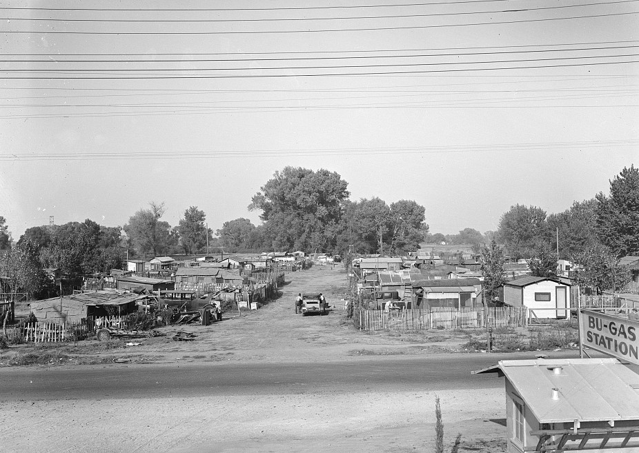 Migrant winter camp on outskirts of Sacramento, Californi.