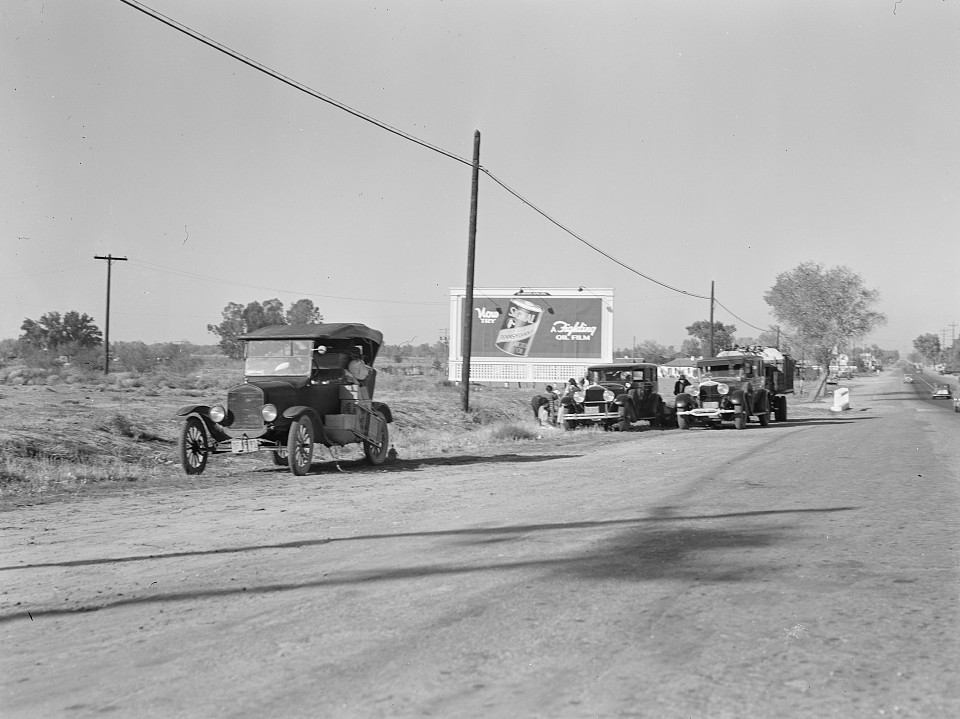 Three carloads of Mexicans headed for the Imperial Valley to harvest peas. Near Bakersfield, California