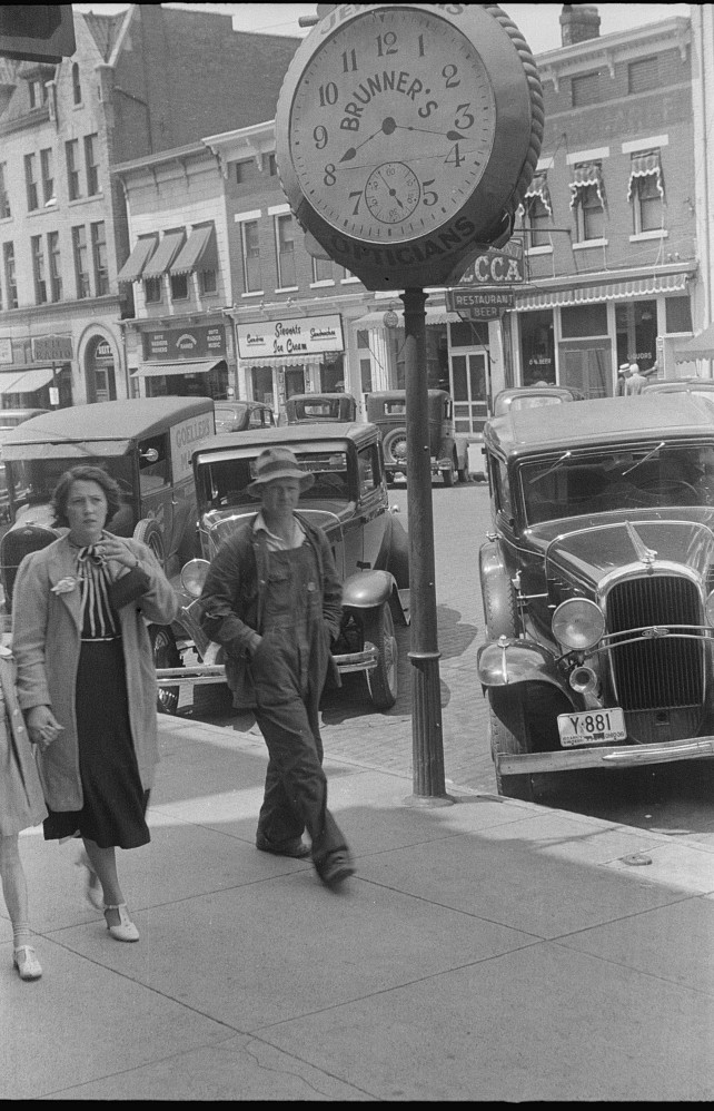 main and court clock