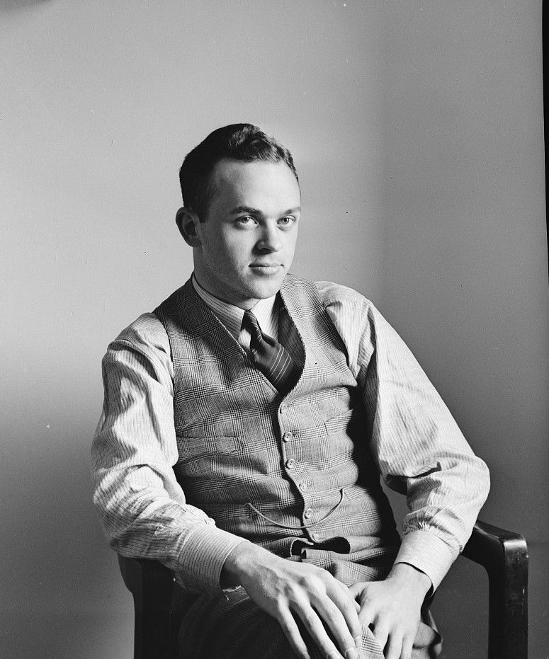 Portrait of a U.S. Resettlement Administration official associated with the Jersey homesteads project at Hightstown 1935