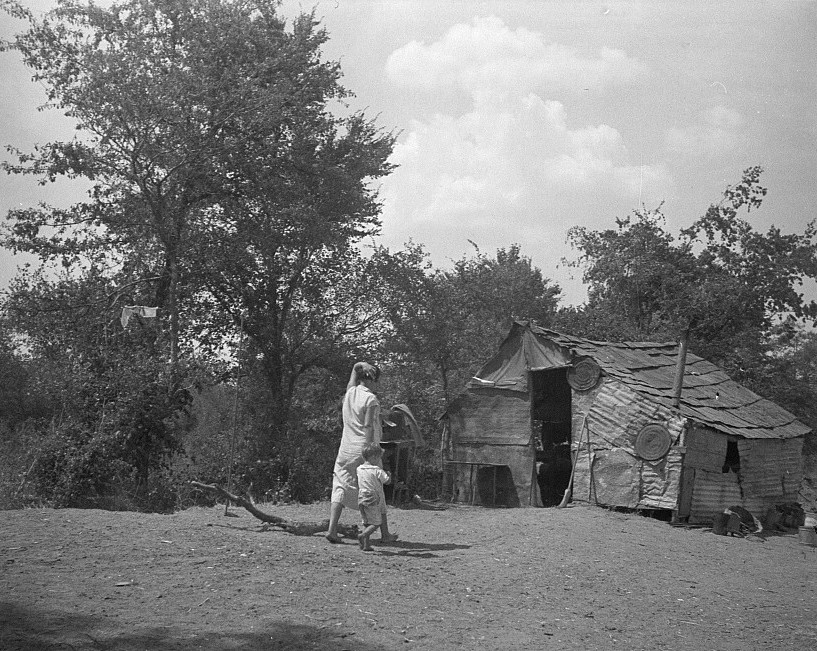 The home of a family in Oklahoma County. Elm Grove, Oklahoma Aug. 1936