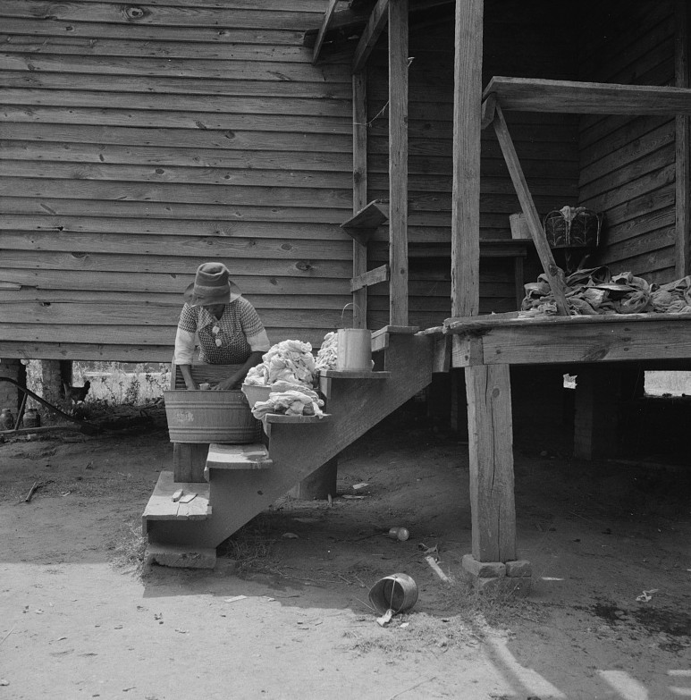 Washing facilities on a Greene County, Georgia, tenant farm3 1937 dorothea lange