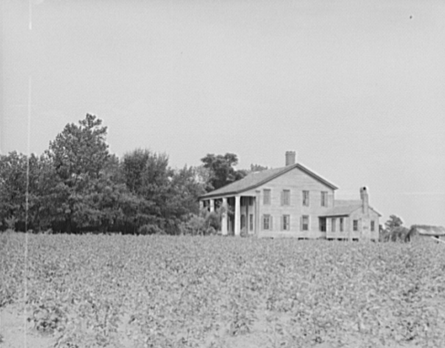 Pharr Plantation house near Social Circle, Georgia2 1937 Lange