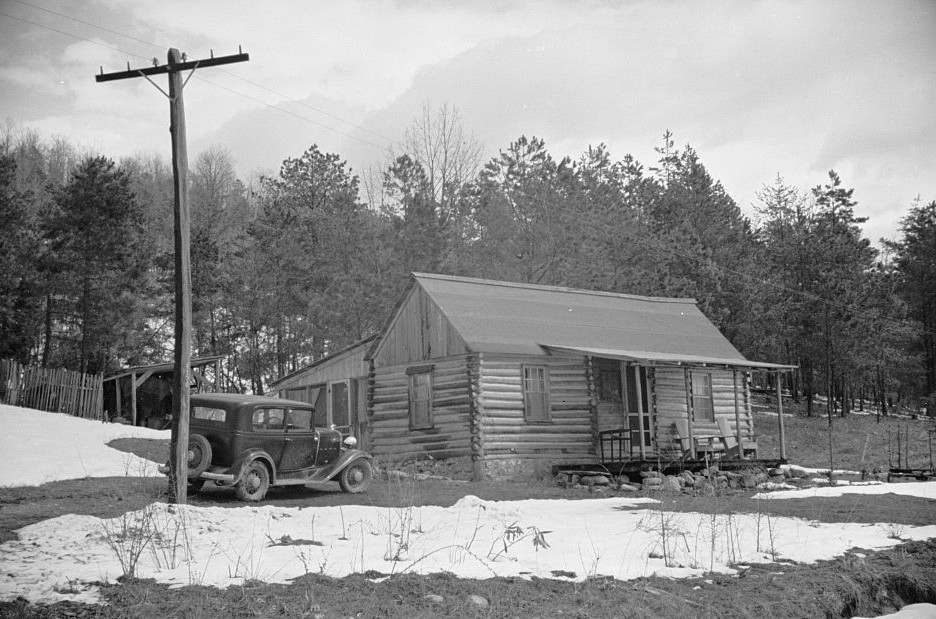 Mountain farmhouse, Appalachian mountains by Carl Mydans2 1935