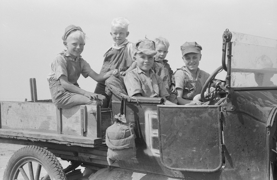 Farm children, Sheridan County, Kansas Russell Lee August 1939