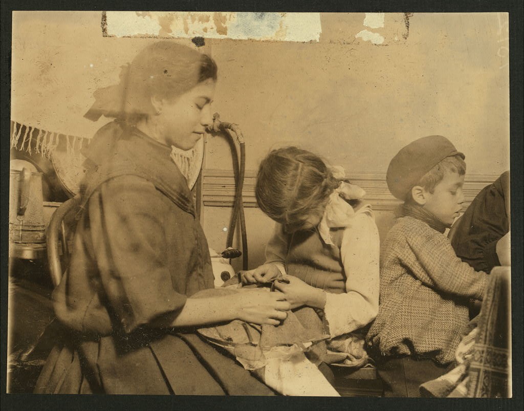 Garment workers - children January 1913