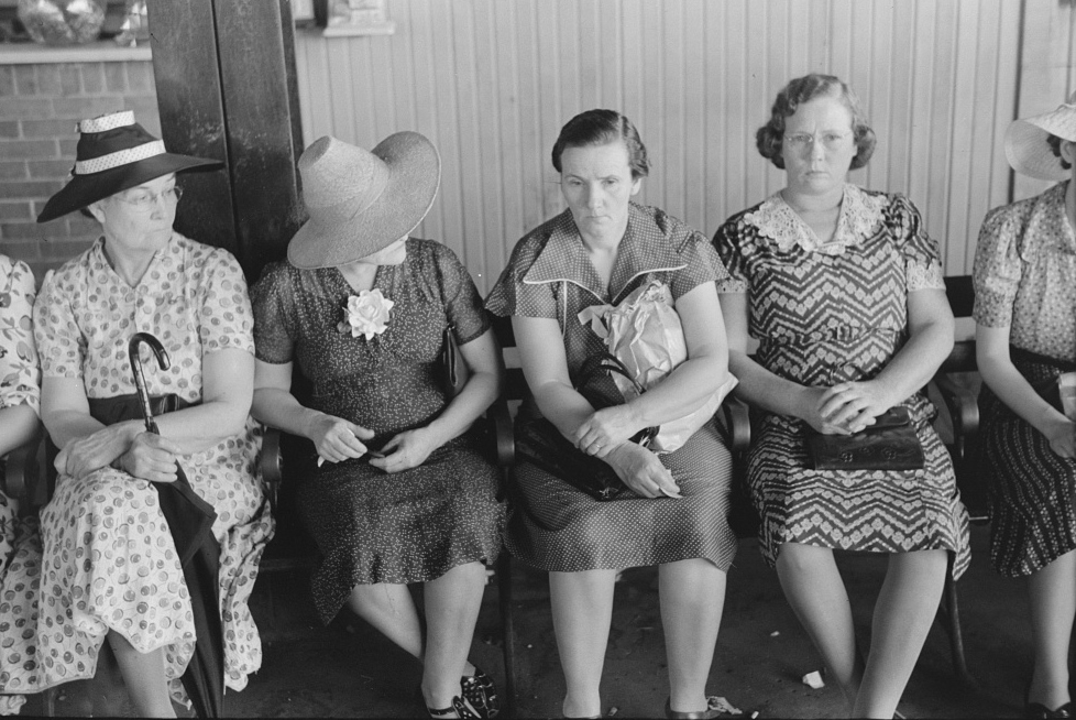 Women waiting for streetcar at terminal, Oklahoma City, Oklahoma